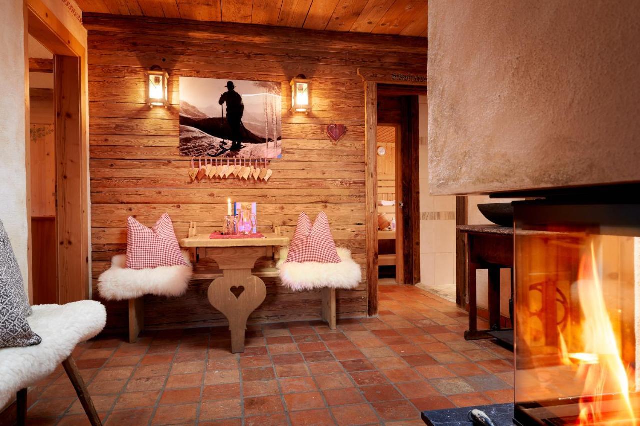 Almdorf Flachau - Luxus Huettenurlaub エクステリア 写真
