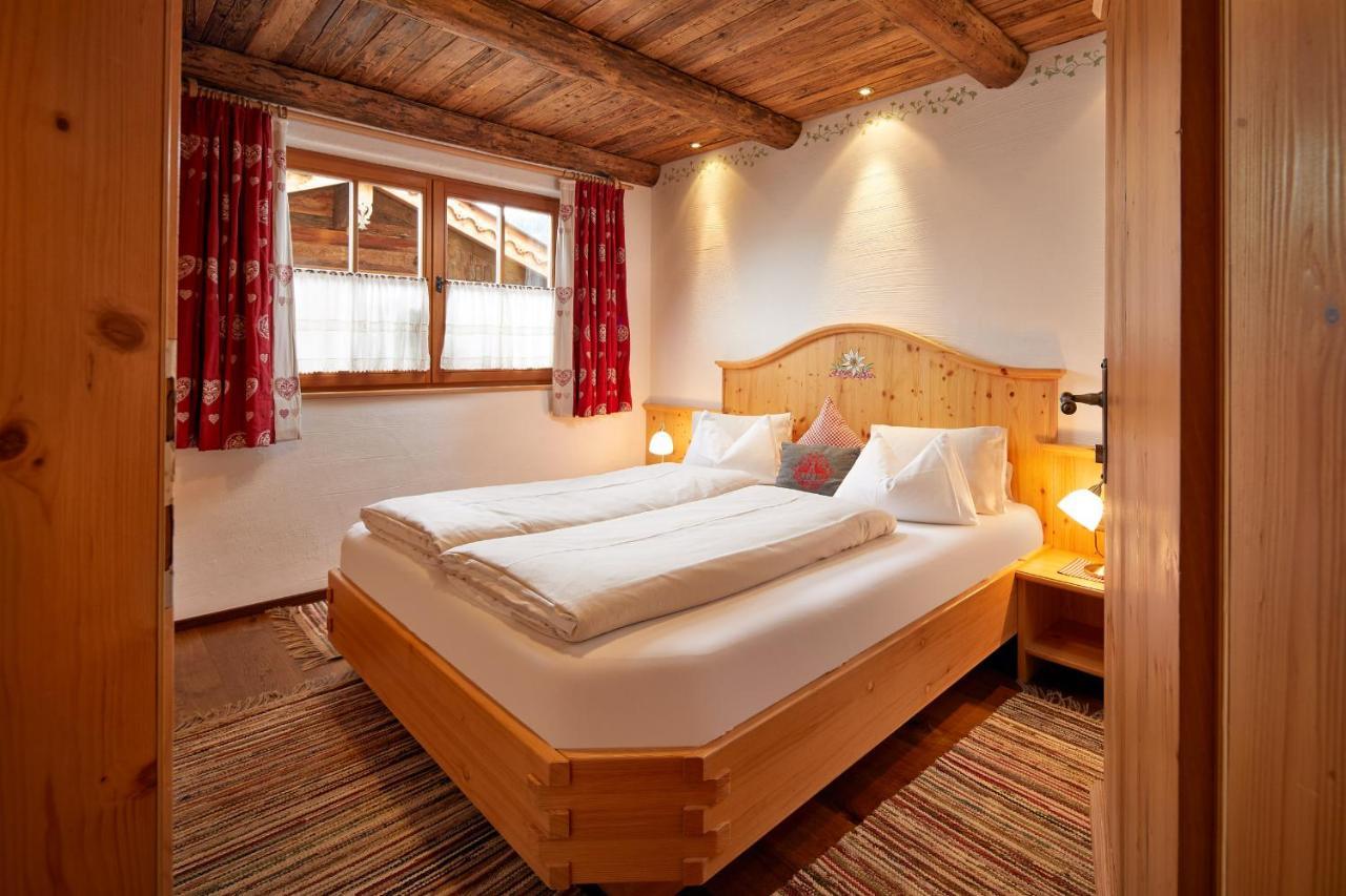Almdorf Flachau - Luxus Huettenurlaub エクステリア 写真
