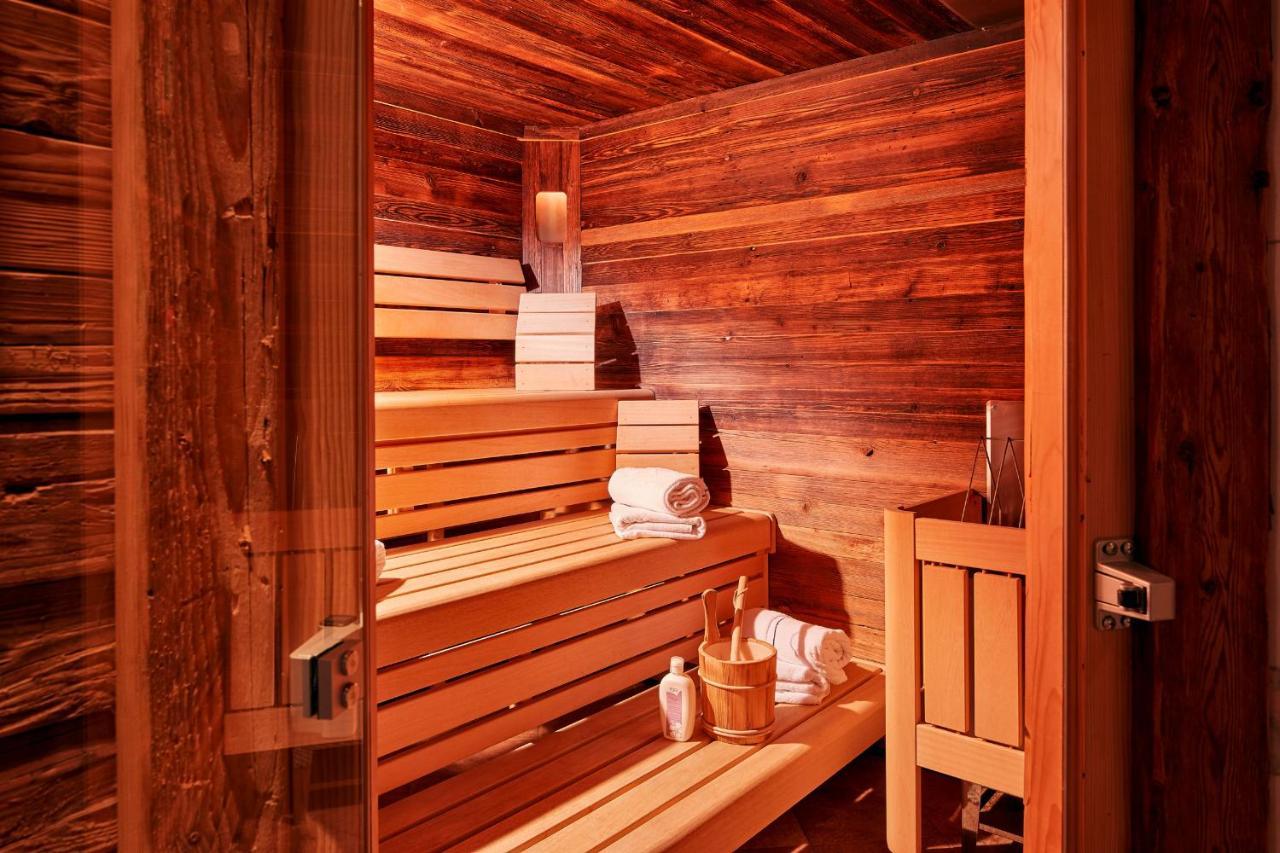 Almdorf Flachau - Luxus Huettenurlaub エクステリア 写真