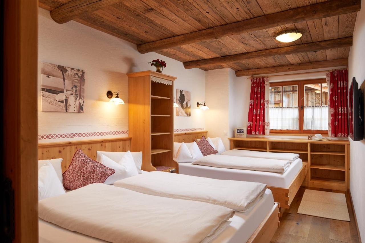 Almdorf Flachau - Luxus Huettenurlaub エクステリア 写真