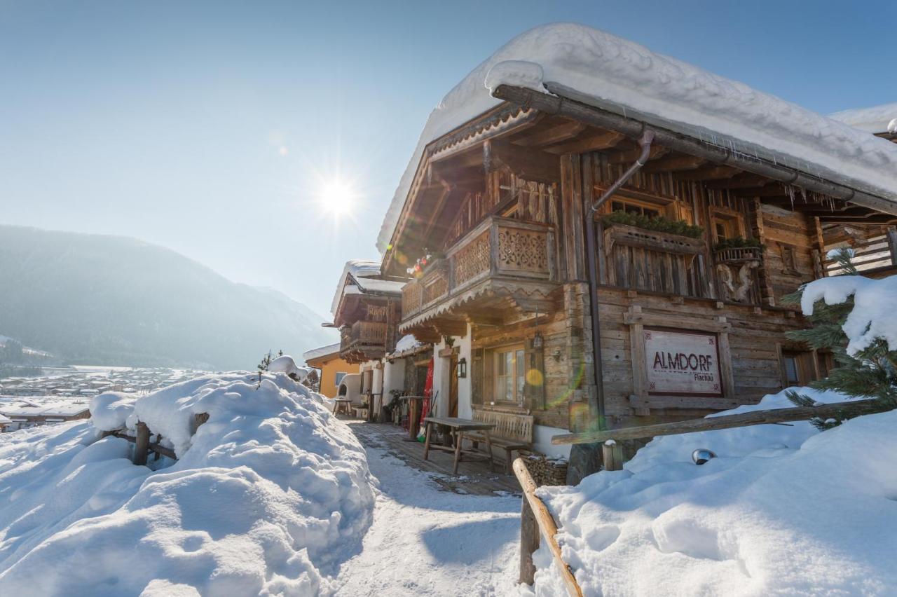 Almdorf Flachau - Luxus Huettenurlaub エクステリア 写真